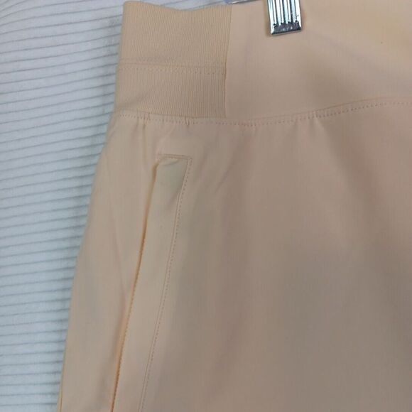 Member's Mark Women's Built-In Short Stretch Woven Active Skort Yellow XXL - Picture 5 of 11
